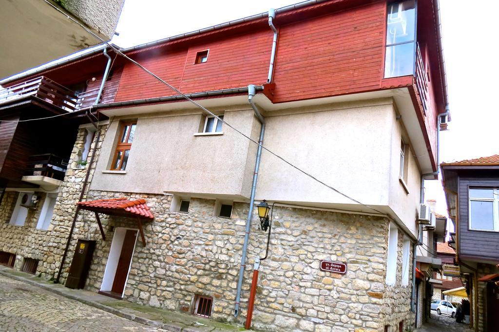 Family Hotel Lebed Nesebar Exteriör bild