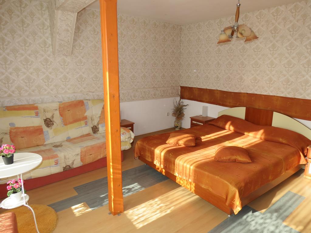 Family Hotel Lebed Nesebar Rum bild