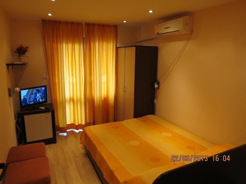 Family Hotel Lebed Nesebar Rum bild