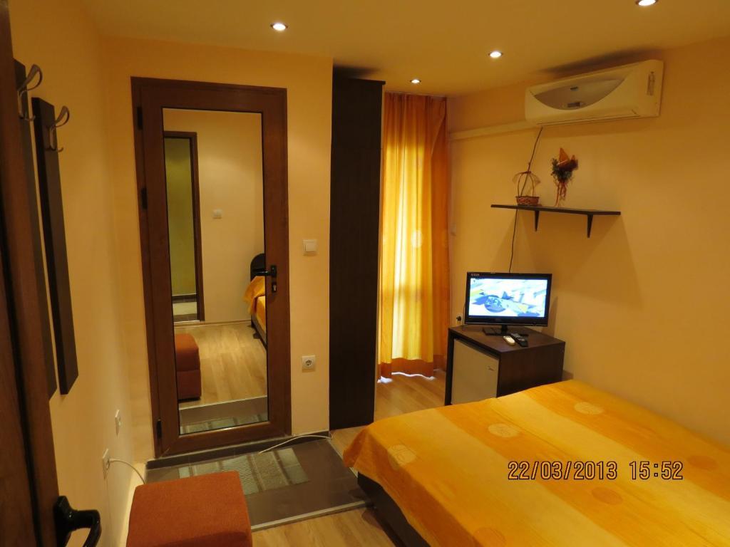 Family Hotel Lebed Nesebar Rum bild