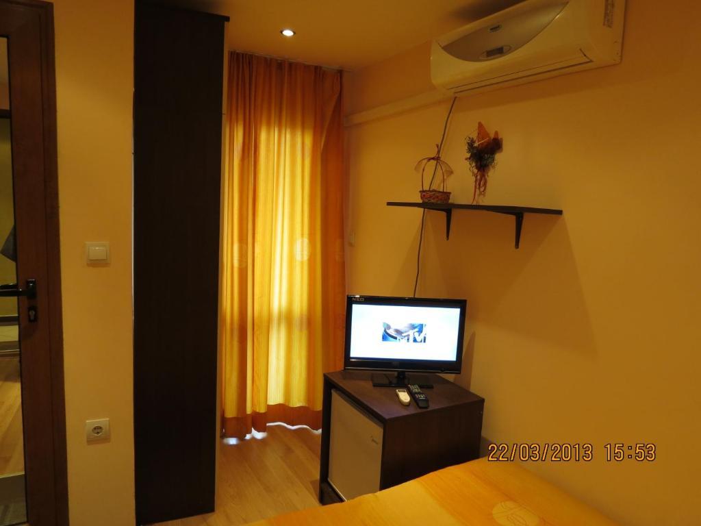 Family Hotel Lebed Nesebar Rum bild